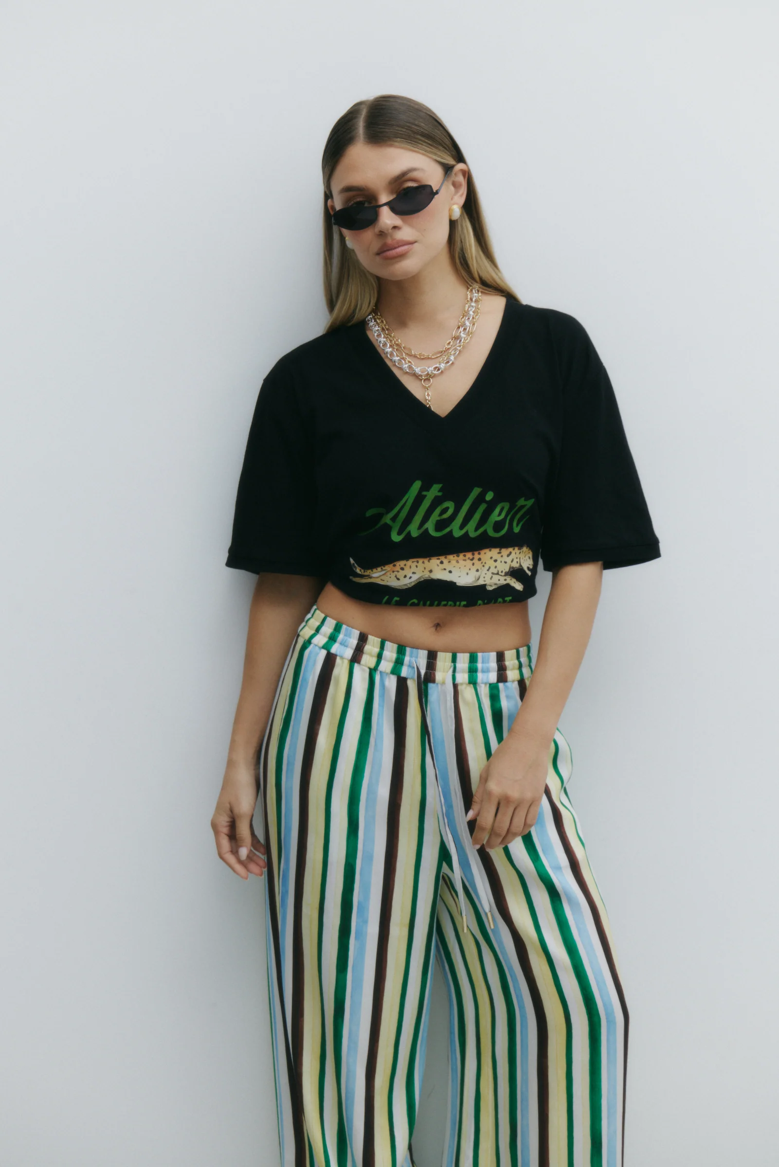 Atelier V-Neck Tee - Image 4