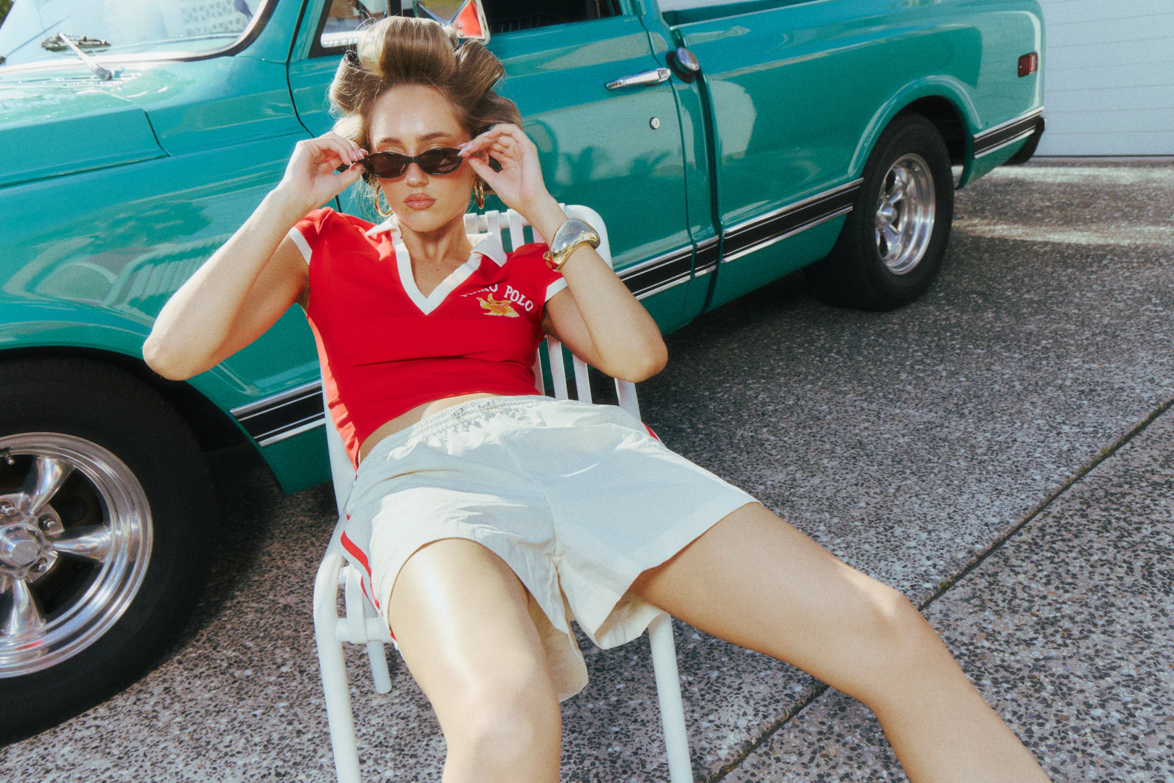 Maku Polo V-Neck Tee - Image 4