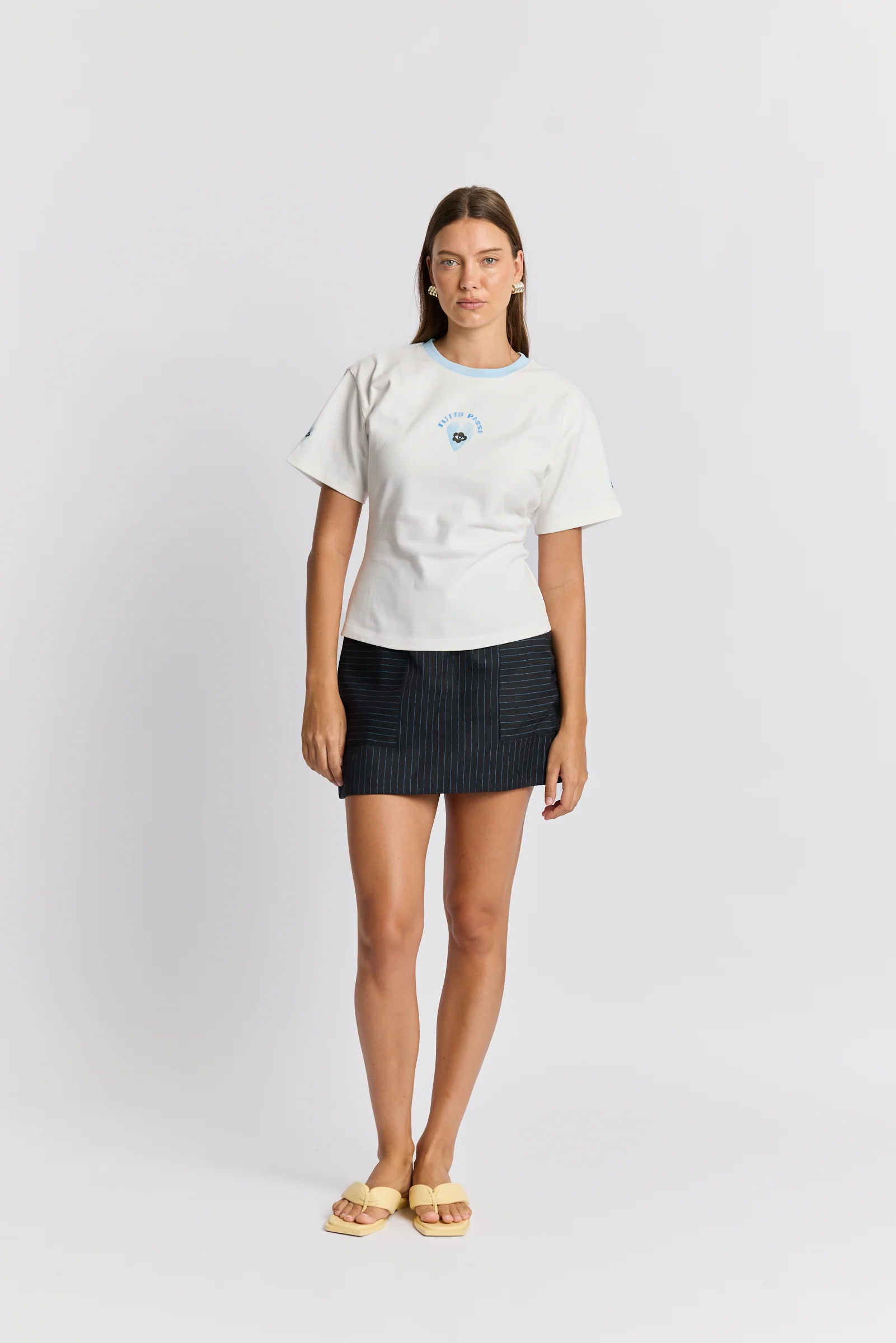 Tutto Passa Fitted Tee - Image 3