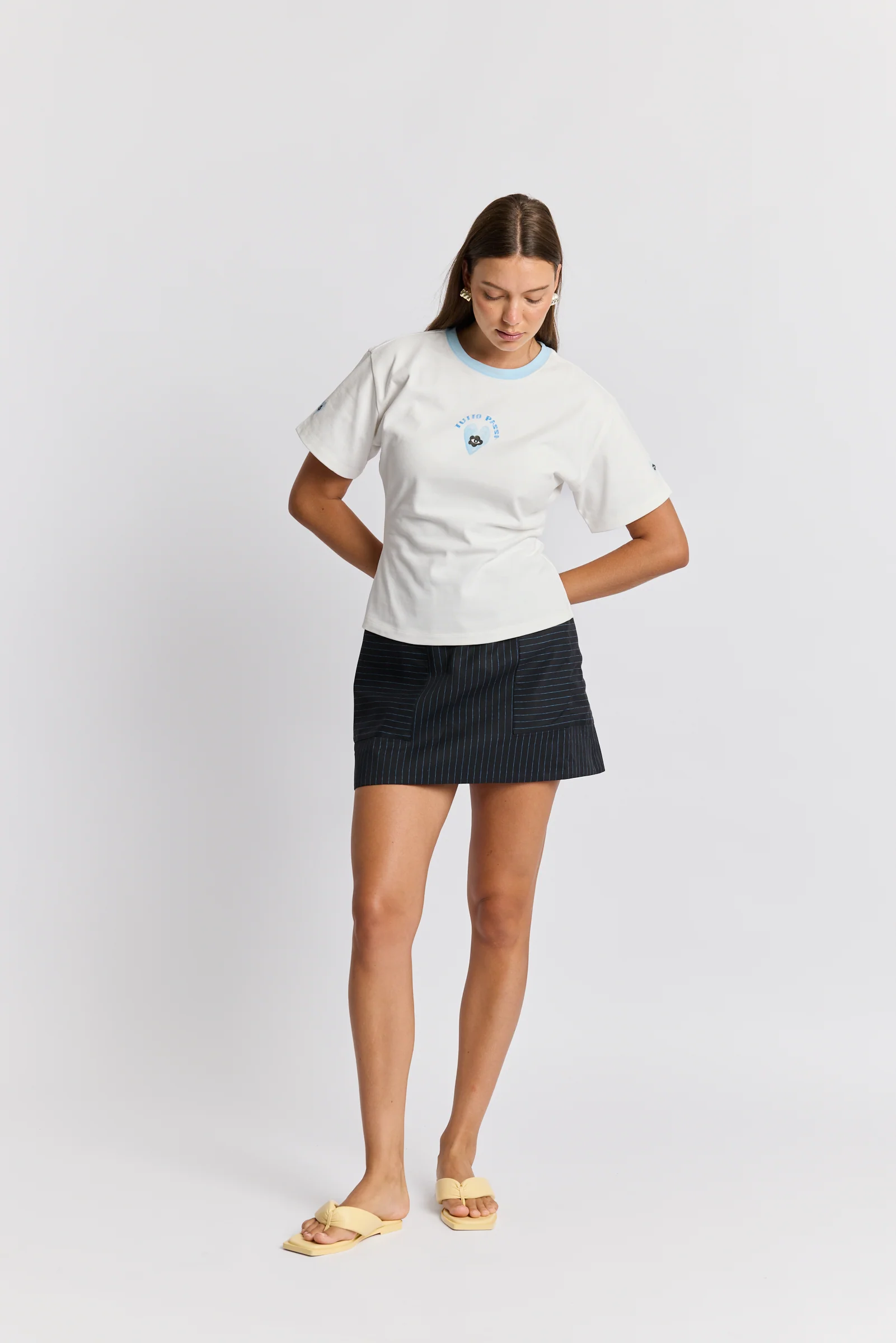 Tutto Passa Fitted Tee - Image 4
